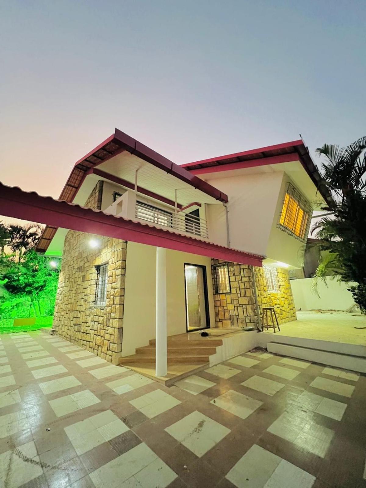 לונבלה Taj Villa With Free Wifi מראה חיצוני תמונה