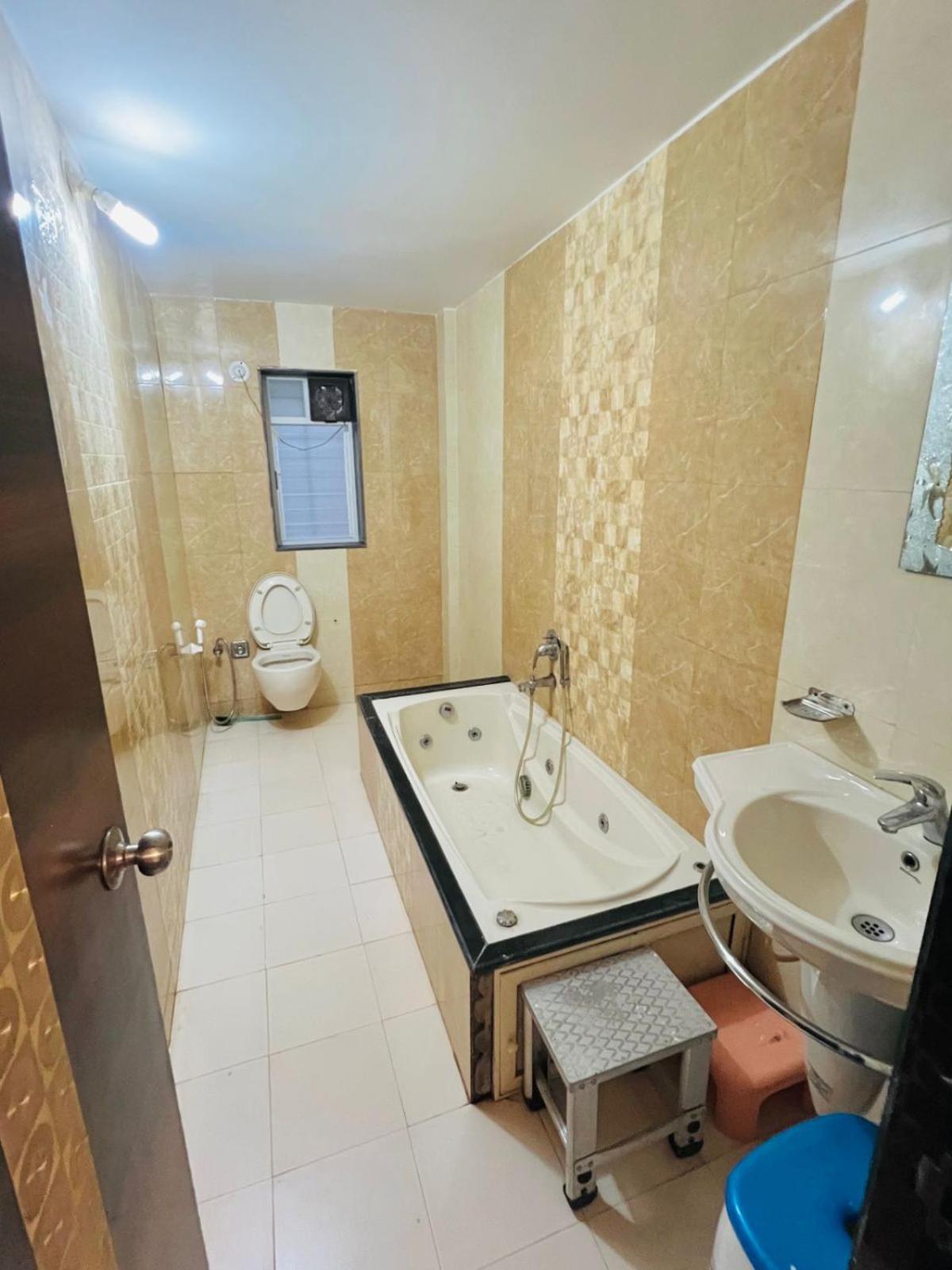 לונבלה Taj Villa With Free Wifi מראה חיצוני תמונה