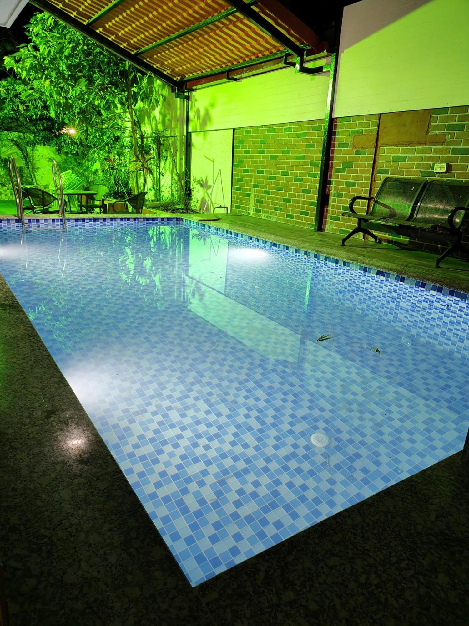 לונבלה Taj Villa With Free Wifi מראה חיצוני תמונה